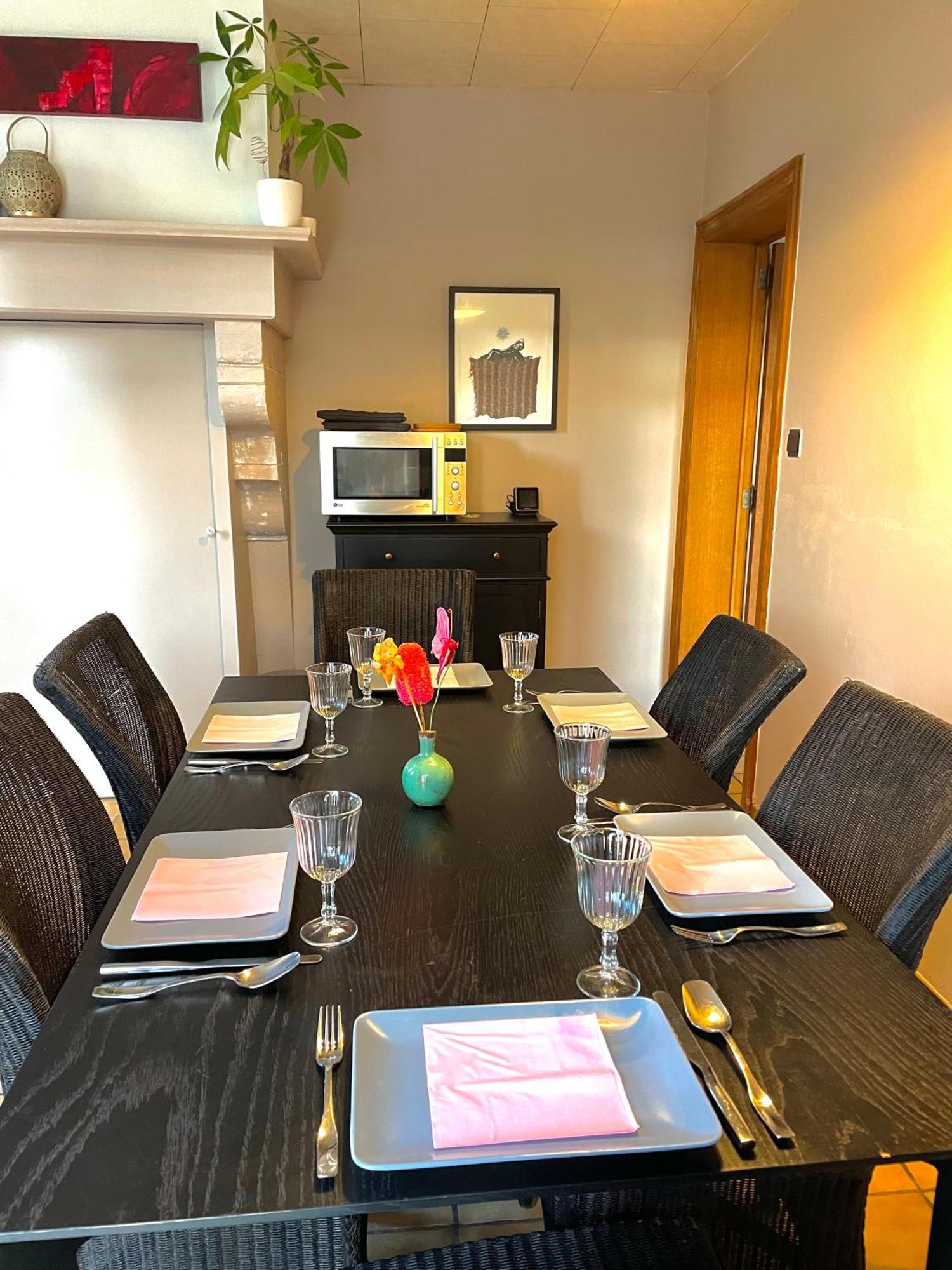 Homestay Villa O Virton Zewnętrze zdjęcie